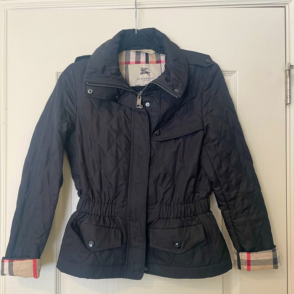 BURBERRY - Women’s Small Black Quilted Cinched Jacket - 2 way zip